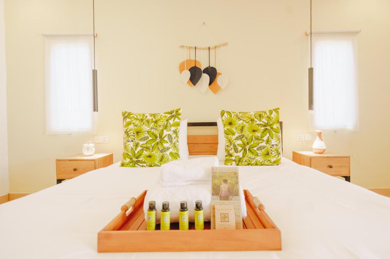Villa Orked 3 With Family Room Seminyak Екстериор снимка