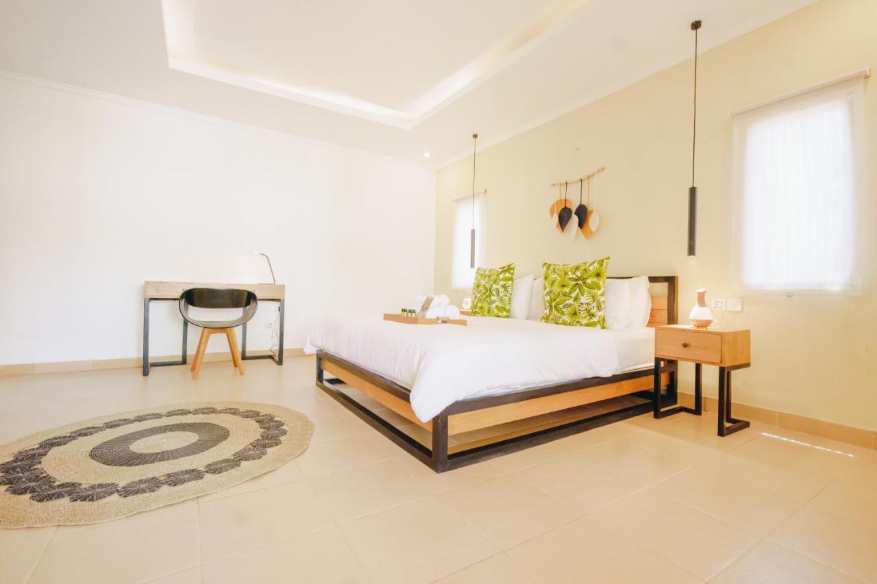 Villa Orked 3 With Family Room Seminyak Екстериор снимка