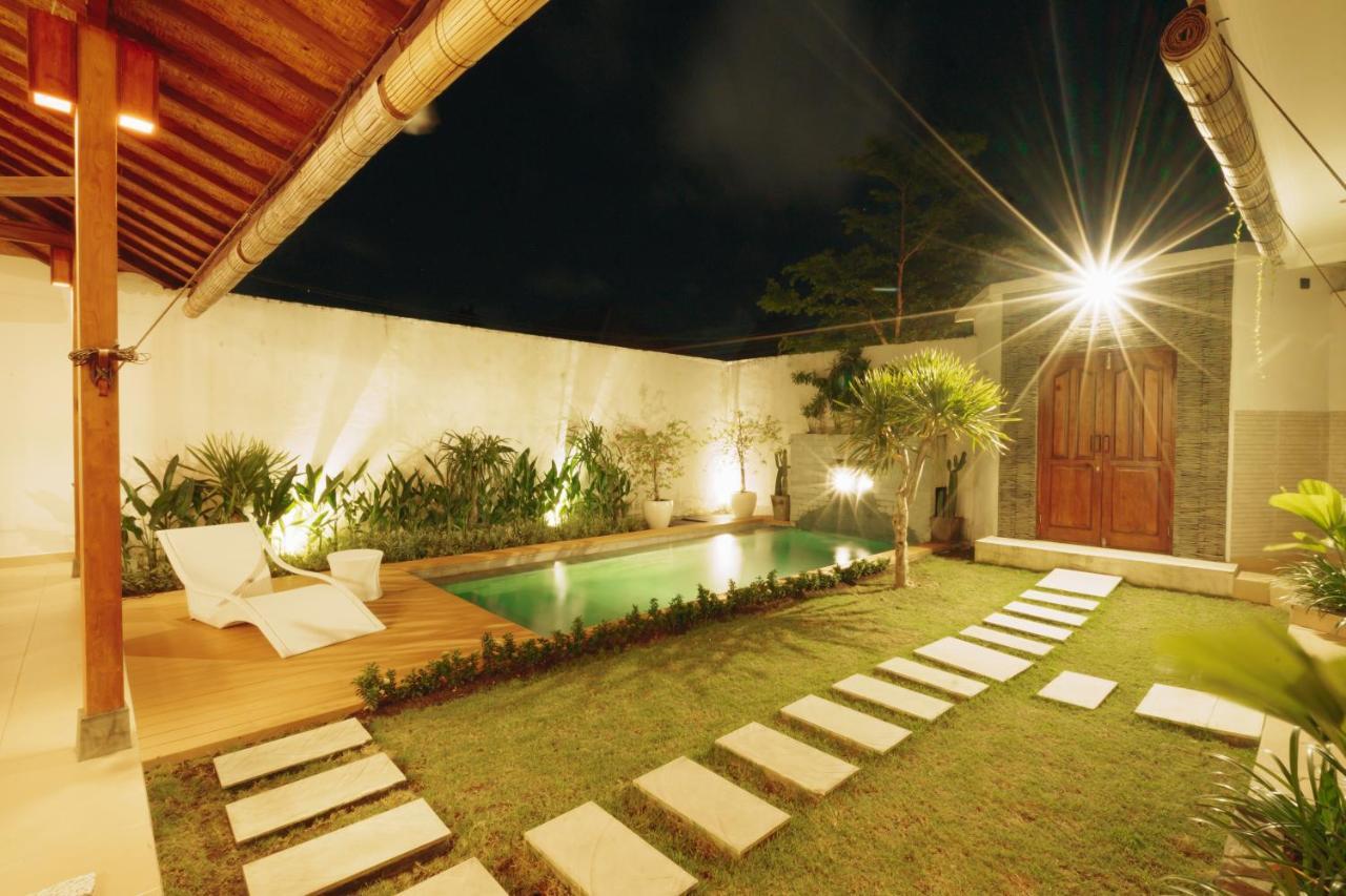 Villa Orked 3 With Family Room Seminyak Екстериор снимка