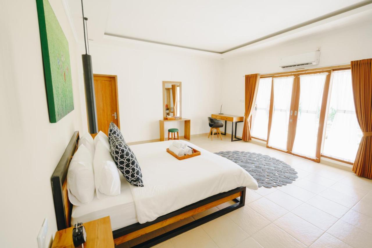 Villa Orked 3 With Family Room Seminyak Екстериор снимка