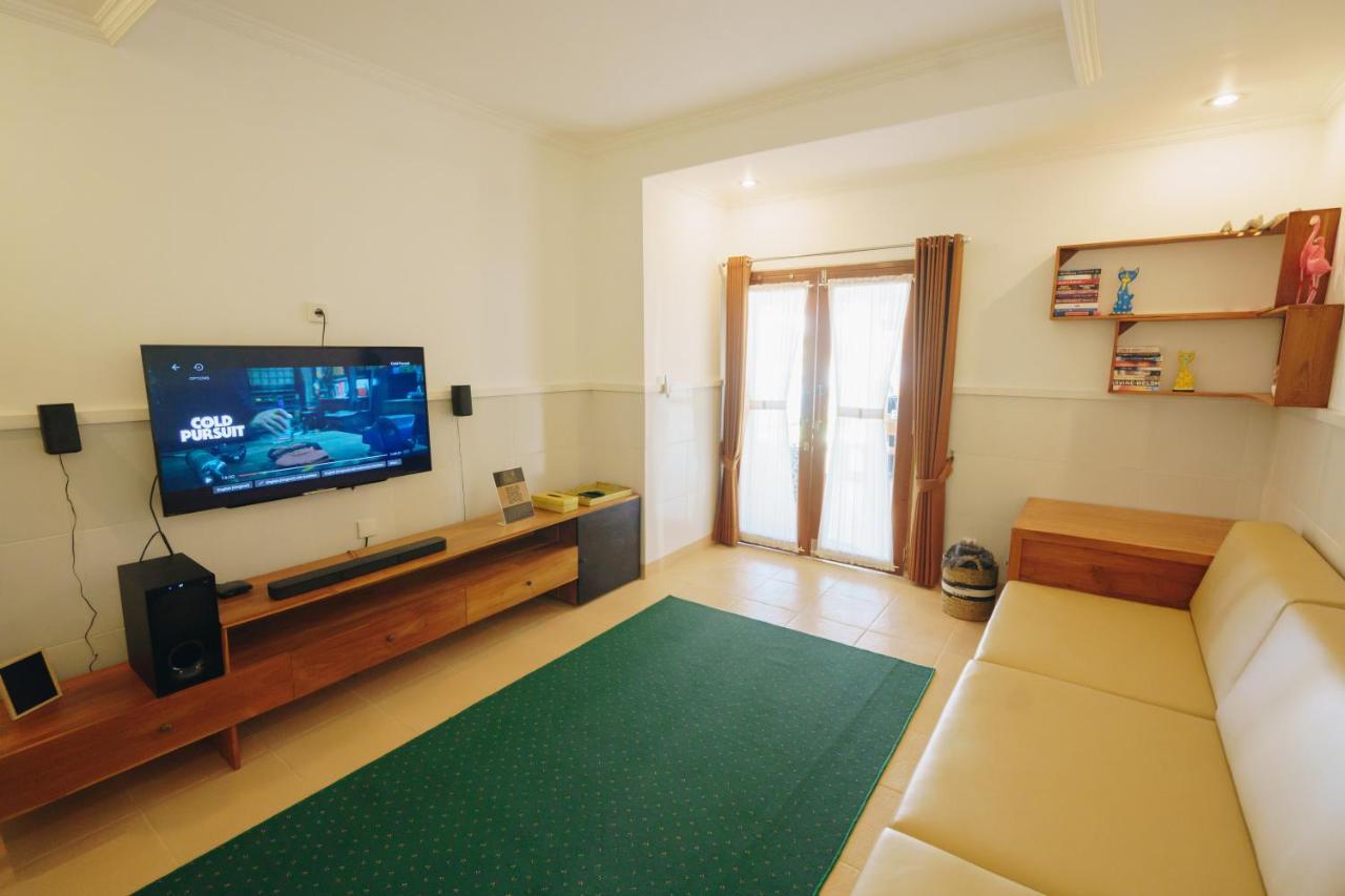 Villa Orked 3 With Family Room Seminyak Екстериор снимка
