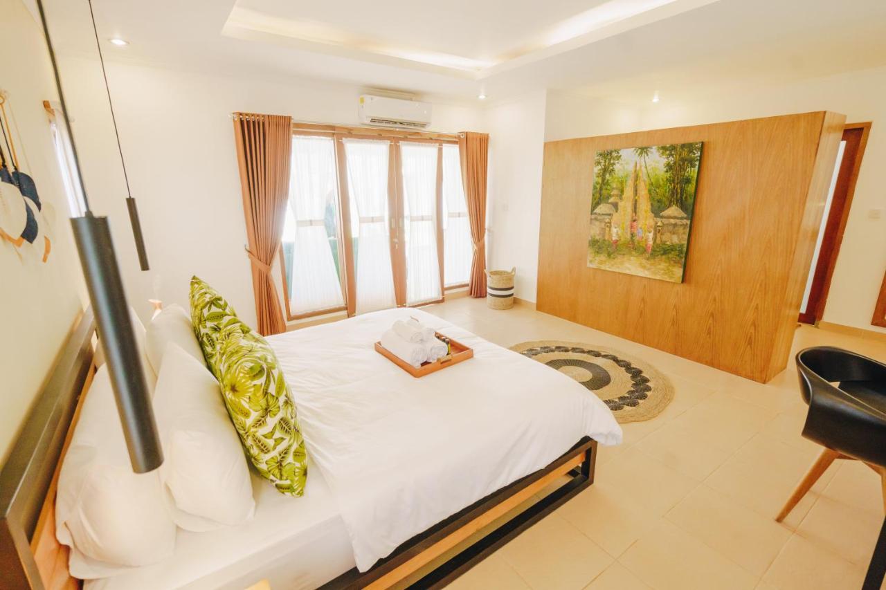 Villa Orked 3 With Family Room Seminyak Екстериор снимка