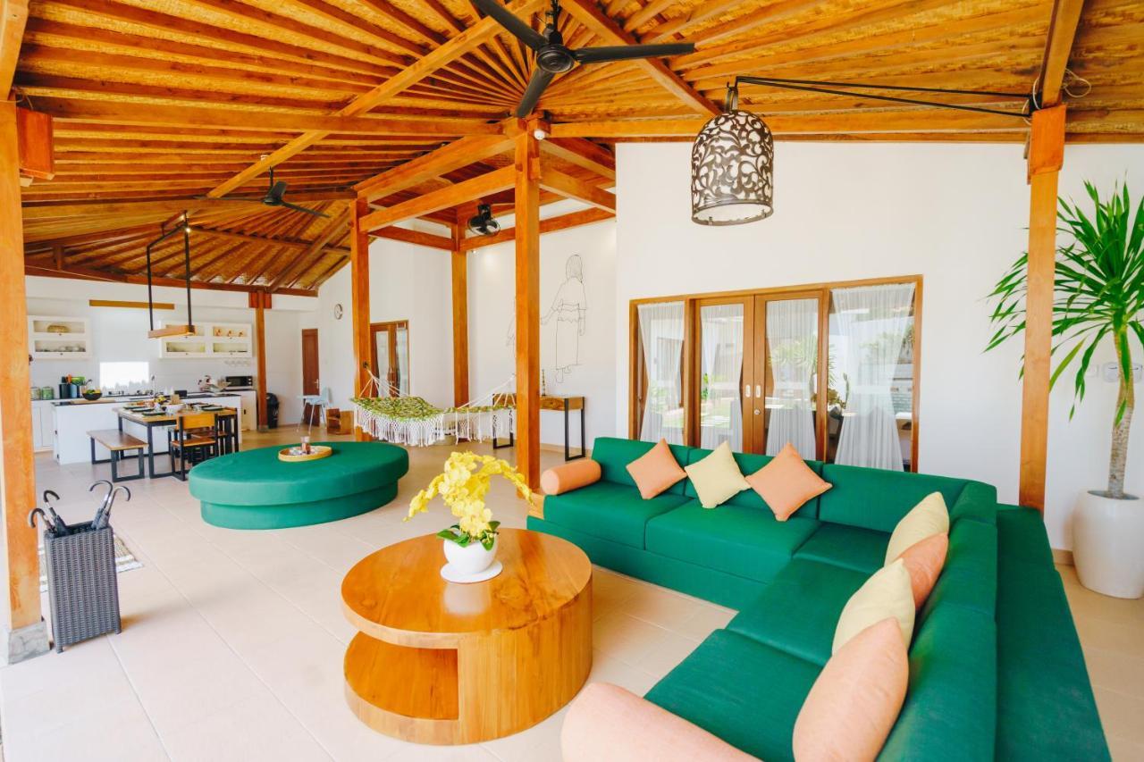 Villa Orked 3 With Family Room Seminyak Екстериор снимка