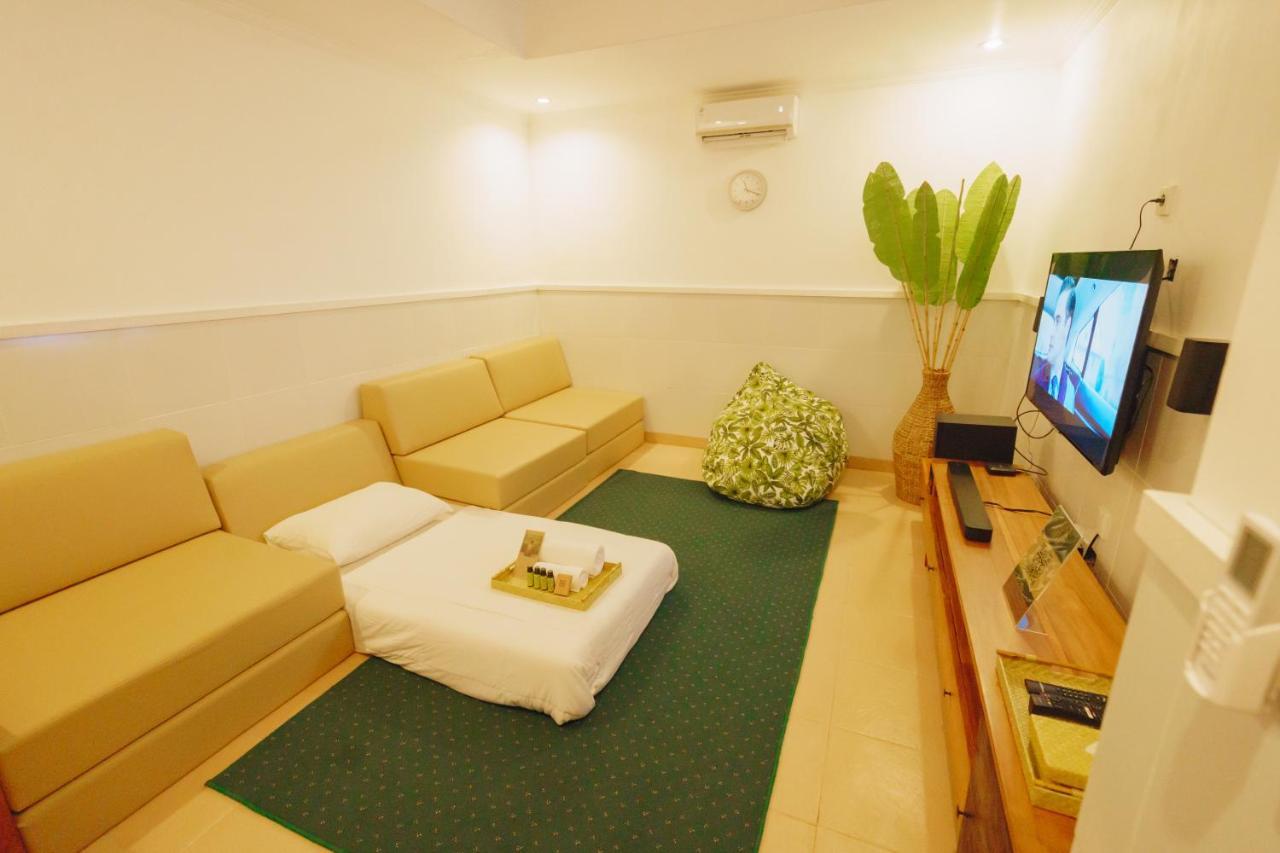 Villa Orked 3 With Family Room Seminyak Екстериор снимка