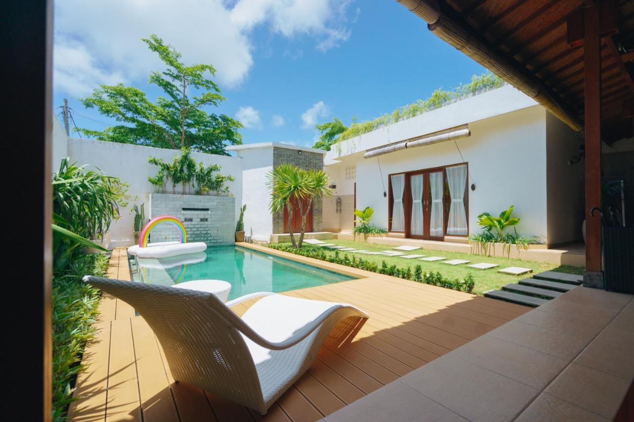 Villa Orked 3 With Family Room Seminyak Екстериор снимка